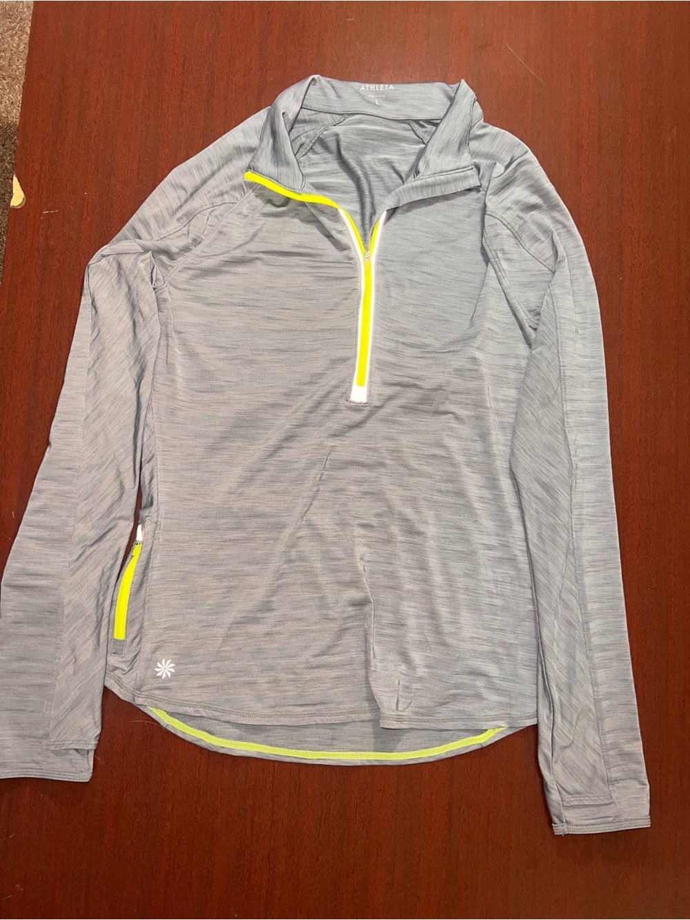 Athleta Light Gray Athletic Top with Subtle Heather